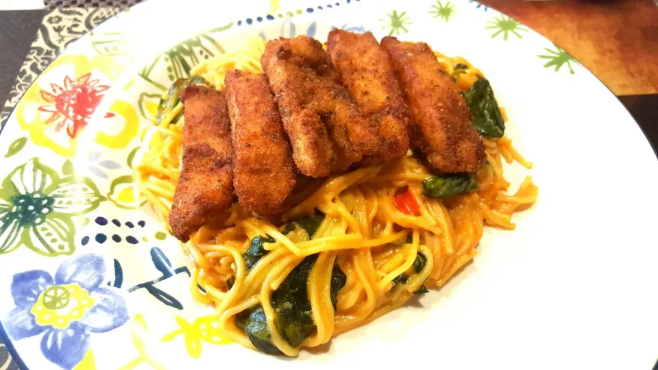 spaghetti with spinach and chicken breast|kellzさん