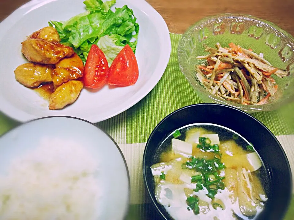 Snapdishの料理写真:4/20の晩ごはん☆鶏むね肉の生姜照り焼き|なべちゃんさん