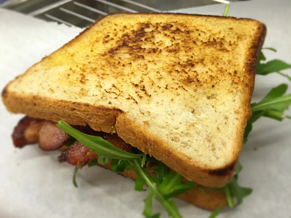 Cheddar Cheese Bacon & Ham Sandwich.|Colleen Teoさん