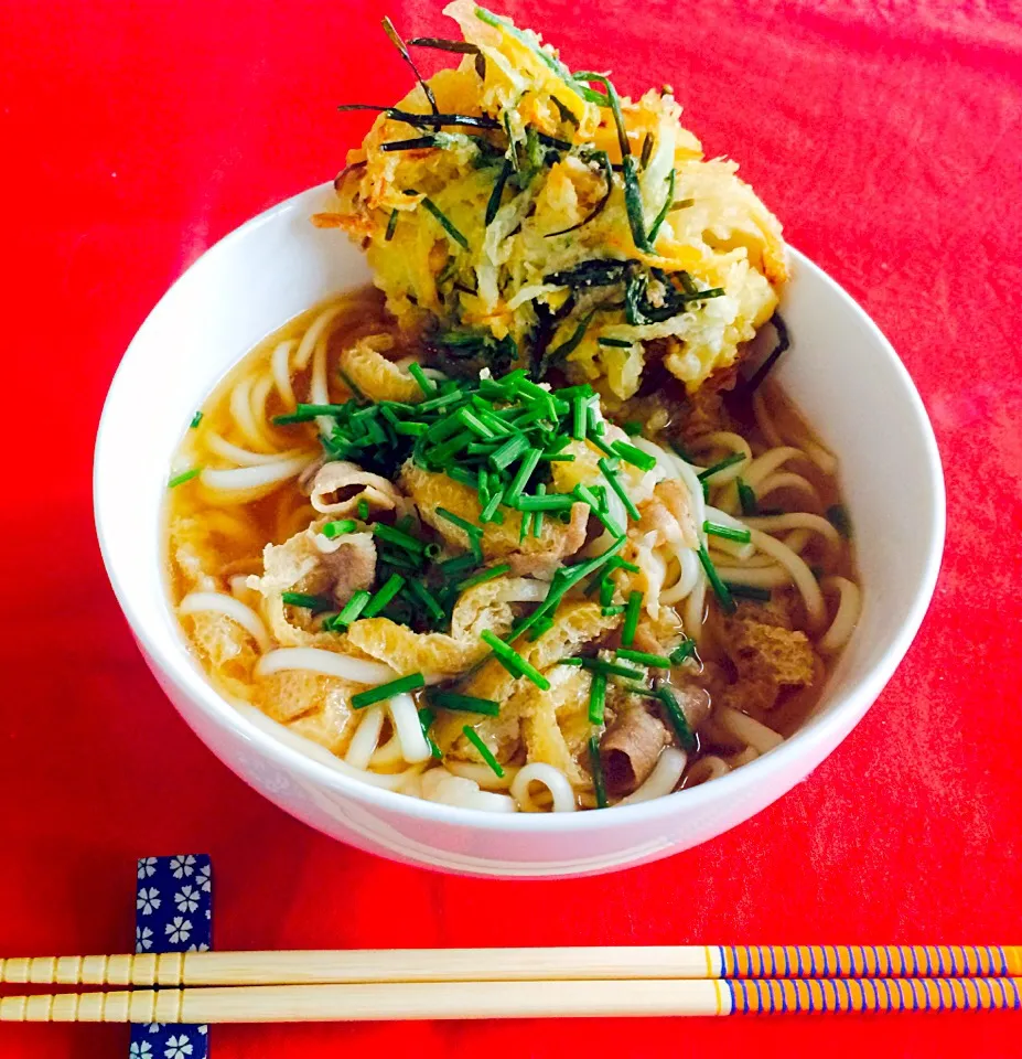 Snapdishの料理写真:朝ごはんは勝負飯^_^🎶✌️肉うどんに野菜かき揚げ^_^👍|はみちゃんさん