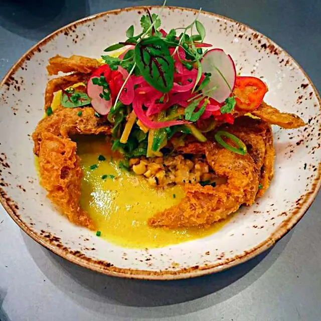 tempura fried soft shell crab with cactus slaw #Seafood #yum|CHUENCHAIさん