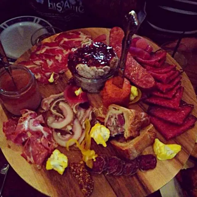 Snapdishの料理写真:meat plater at The Publican restaurant,it was so delicious|CHUENCHAIさん