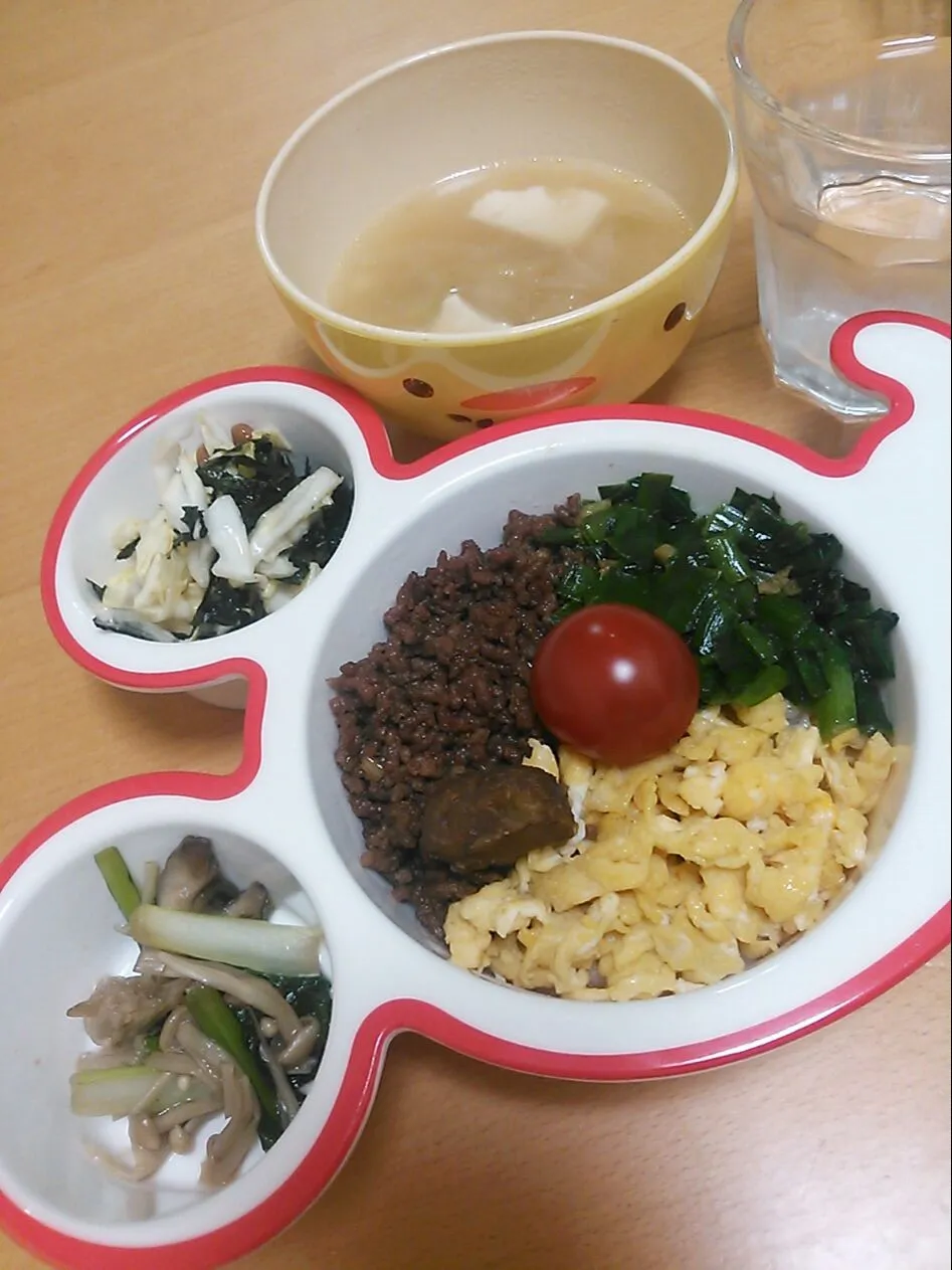 Snapdishの料理写真:そぼろご飯(*^-^*)|Kayo Matsudaさん