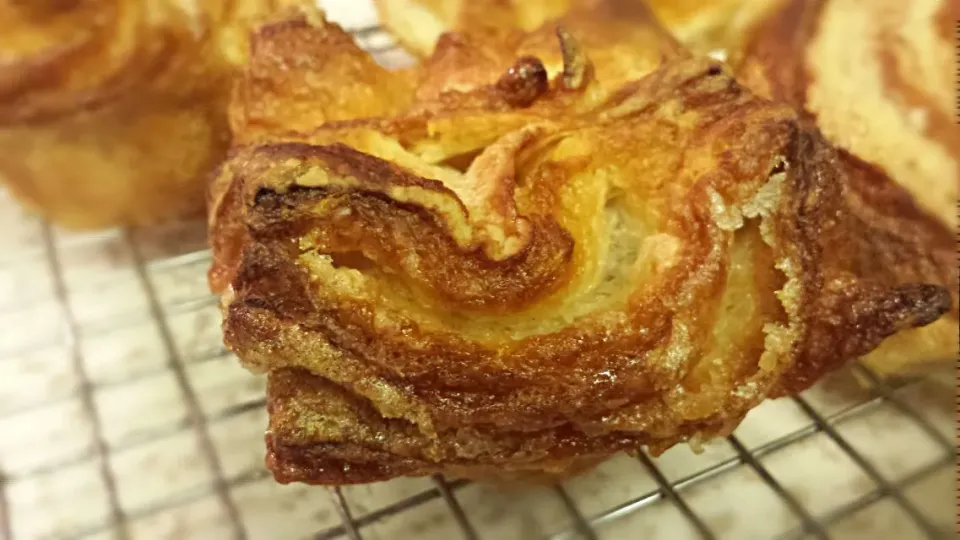 Kouign-amann #LaminatedDough #SoManyLayers|Sierra Perezさん