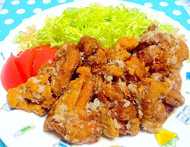 鳥肉の唐揚げ - Fried Chicken on salad ❤️😋✨|Liezlさん