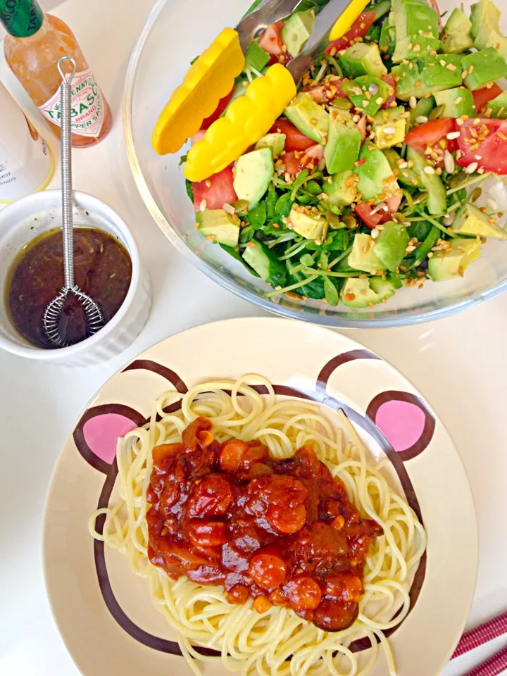 アボカドサラダとミートソーススパゲティランチ|水野愛日(ミズノマナビ)さん