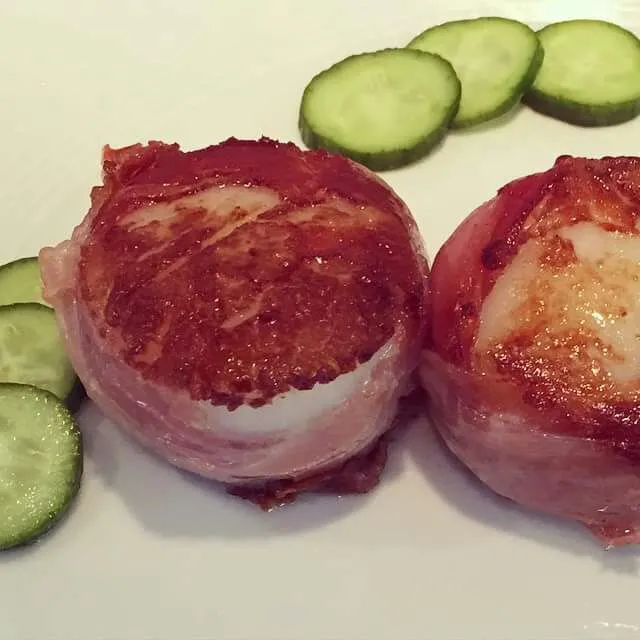 Snapdishの料理写真:prosciutto wrapped scallops|CHUENCHAIさん