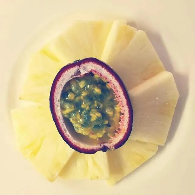 pineapple and passion fruit|CHUENCHAIさん