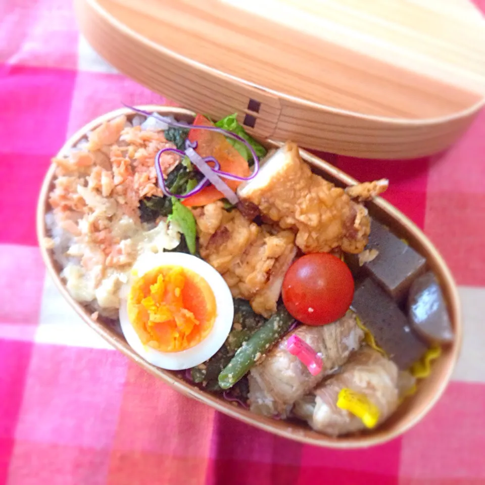 Snapdishの料理写真:4/22きょうのわっぱ弁当|ネコのかりかりさん