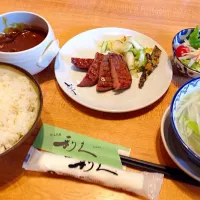 Snapdishの料理写真:利久の牛タン|まゆげさん