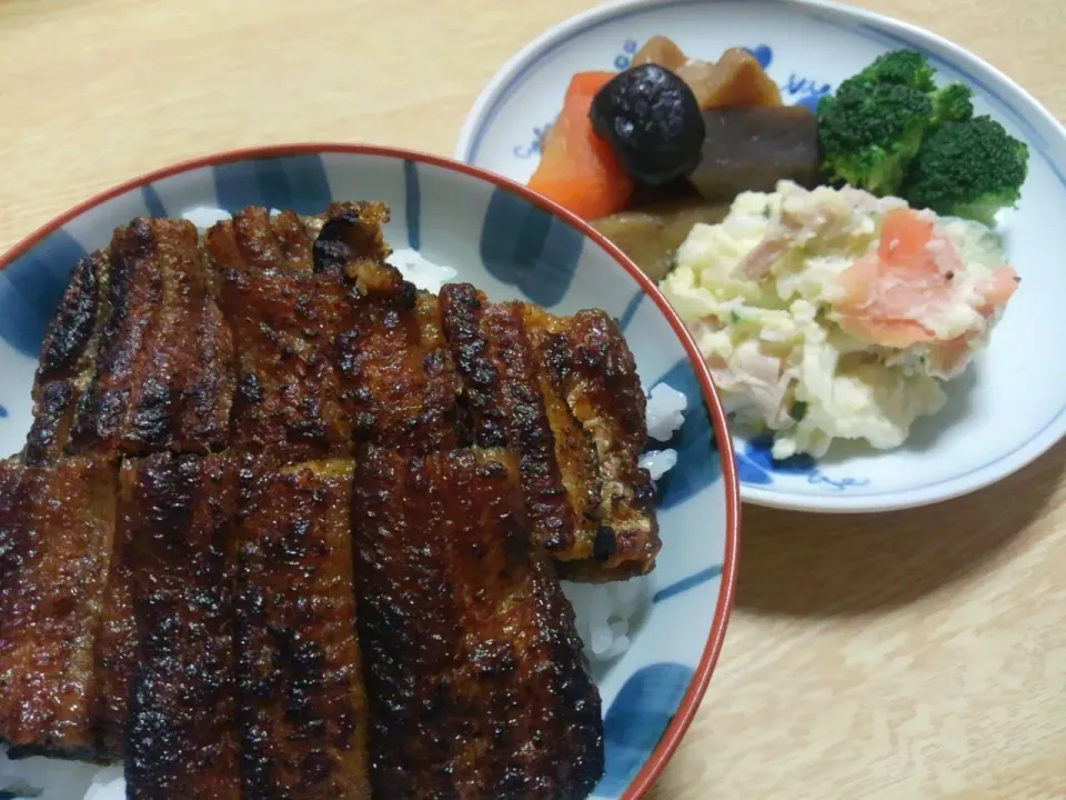 うな丼　ポテサラ　筑前煮|marikoさん