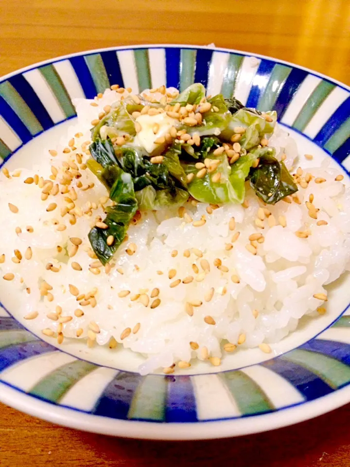 高菜の浅漬けのマヨ和え🍀ご飯にのせて🍚|まいりさん