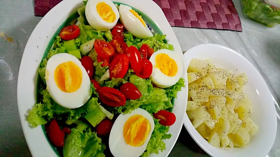 Salad With Steamed Baby Potatoes|Mal Ghaniさん