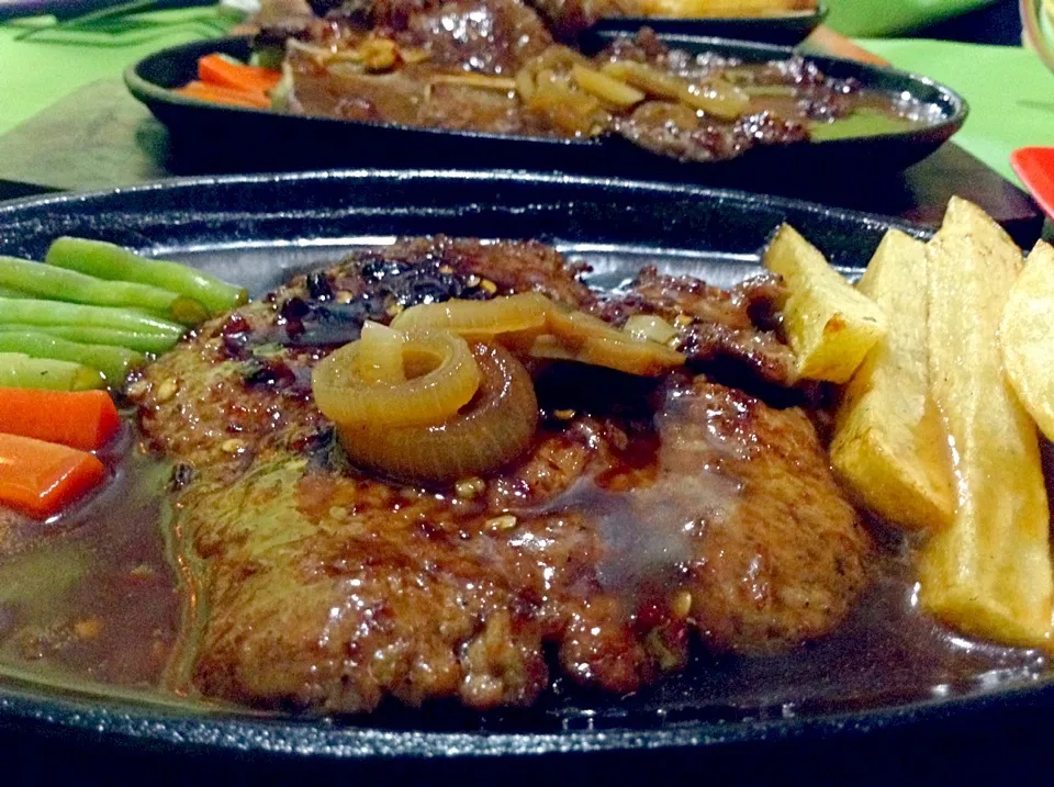 Steak|Bambang Budiono Tjioさん