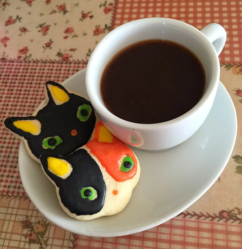 ねこクッキーdeおうちカフェ☕️|＊ゆみしぼり＊さん