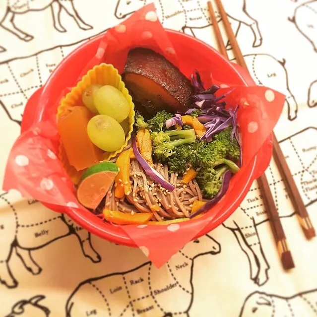 Snapdishの料理写真:Farmers Summer Soba Noodles and Braised Pork Belly Lunch box.  野菜たっぷり蕎麦とトロトロ豚バラの角煮弁当|Yuka Nakataさん