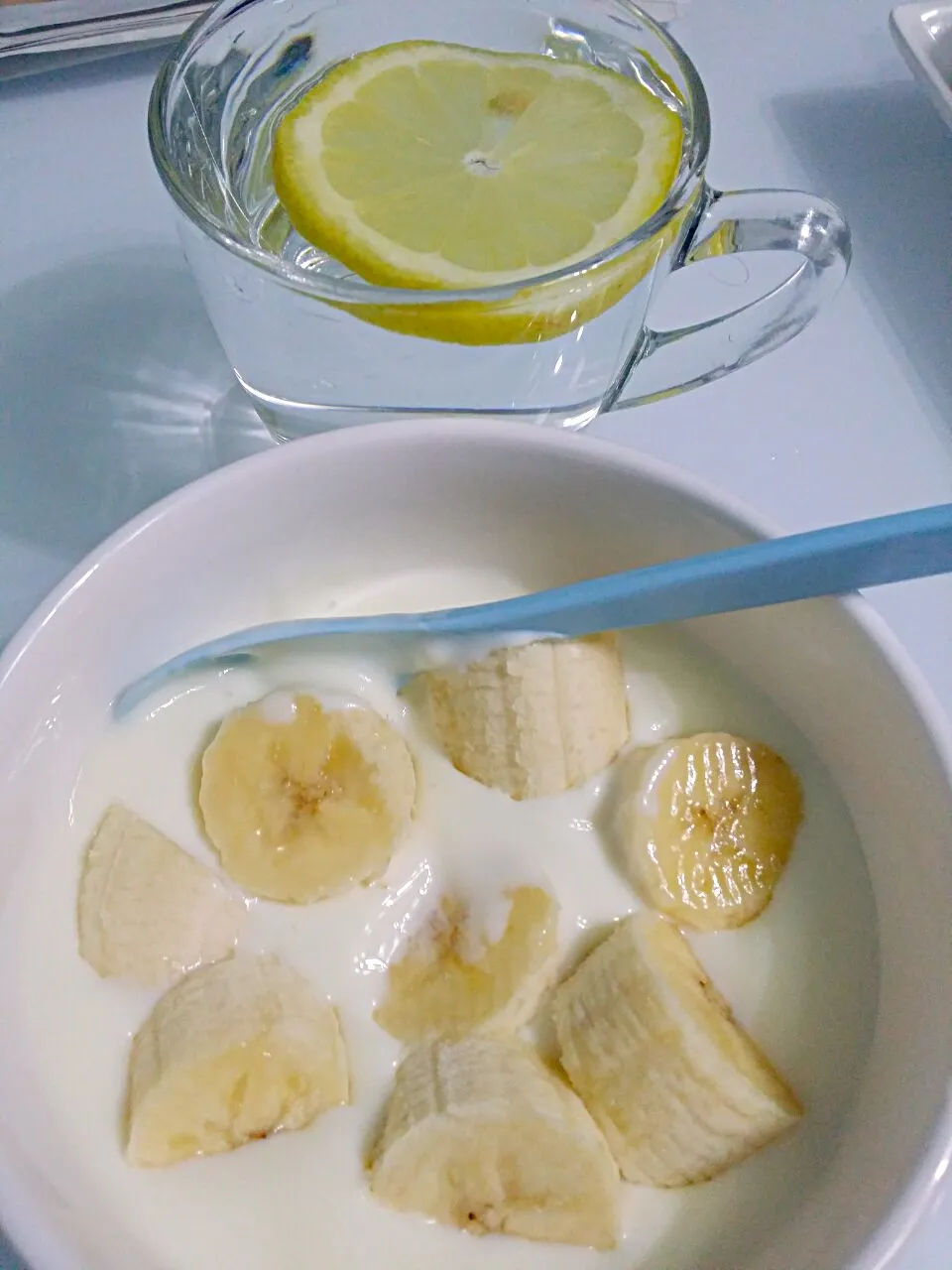 Breakfast banana yogurt 😍😋👄👅💋💓|🌷lynnlicious🌷さん