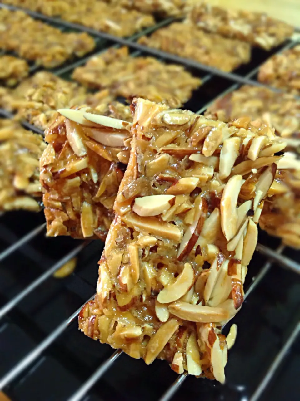 Caramel Almond Cookies 😍|🍃aeyafternoon🌾さん