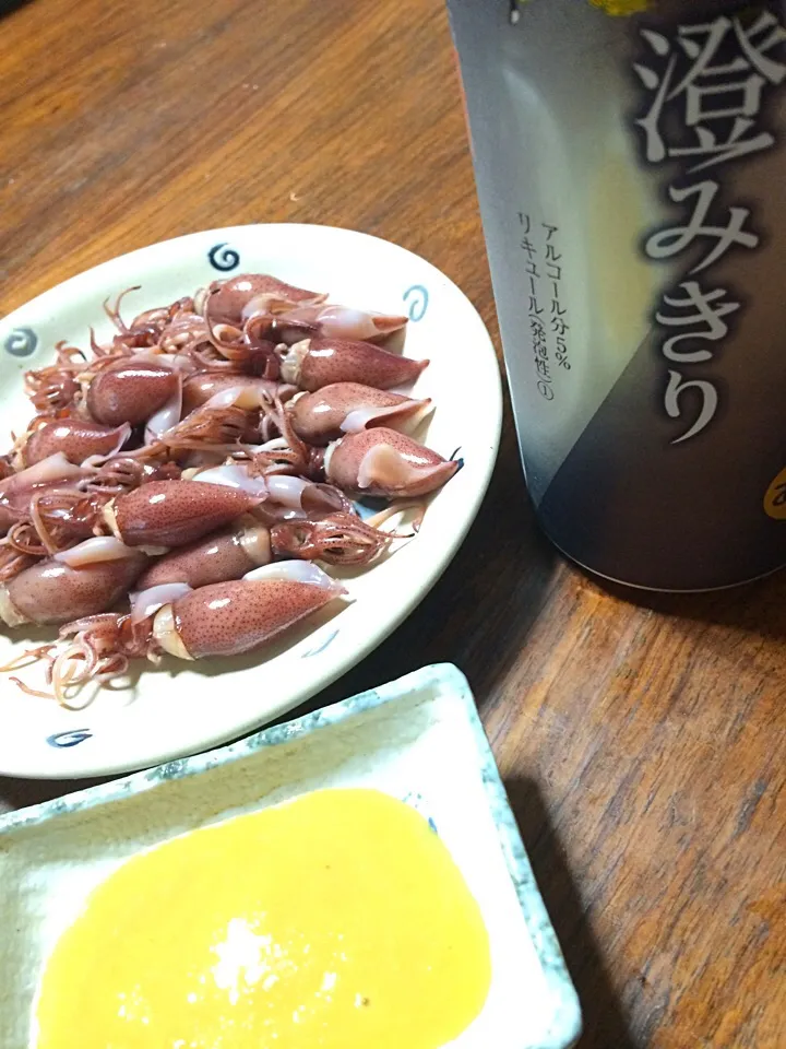 Snapdishの料理写真:ホタルイカ（一匹逆向きw）&からし酢味噌。|hiroさん