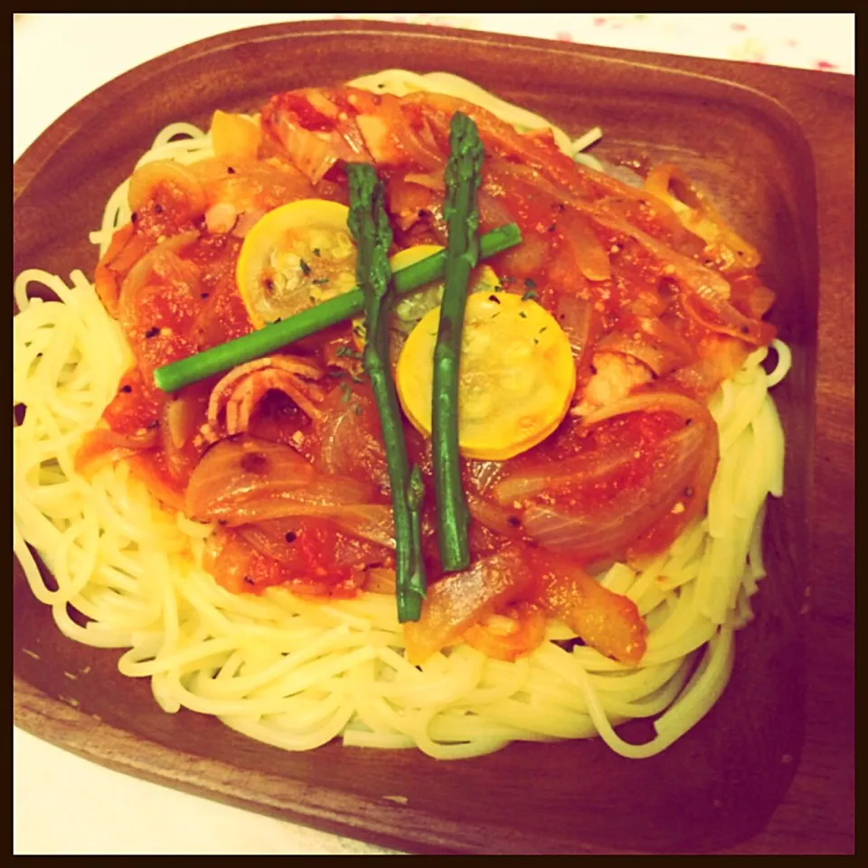 トマトパスタ ズッキーニとアスパラのせ|hanairoさん