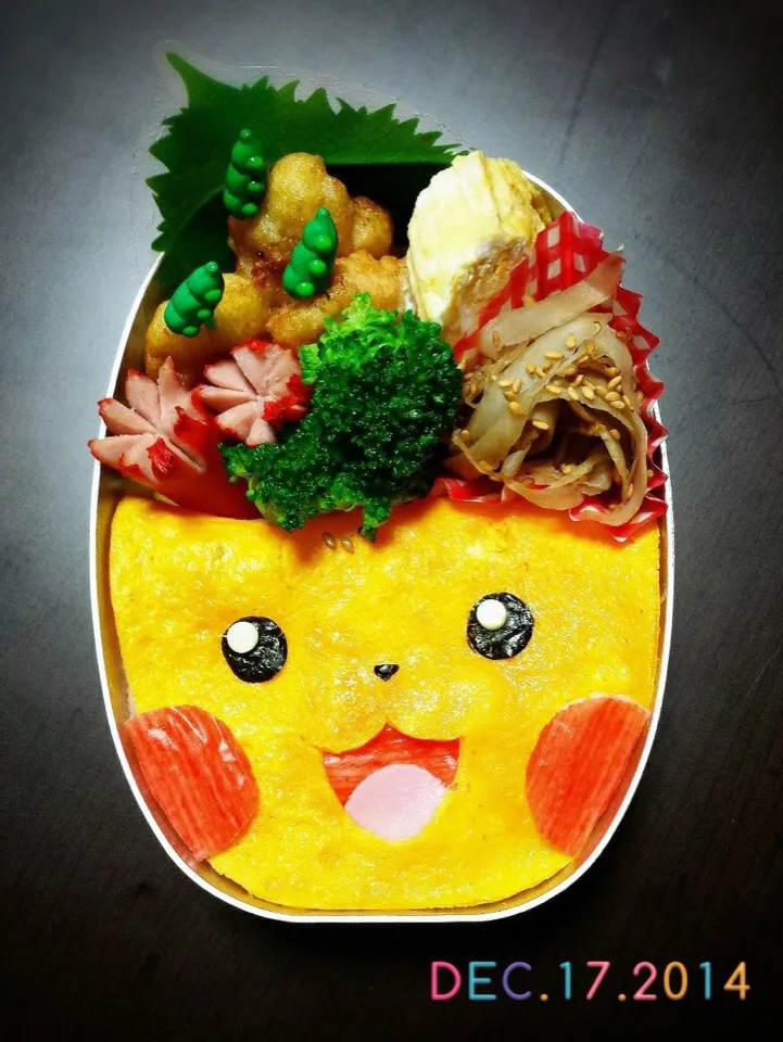 ピカチュウ⭐️オムライス弁当|あこさん