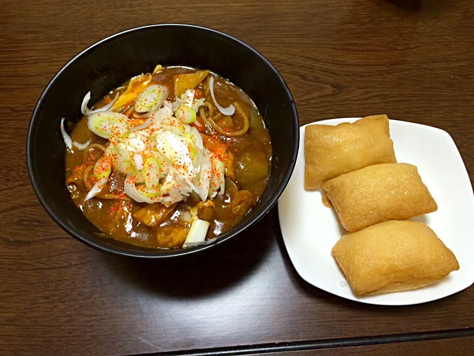 Snapdishの料理写真:カレー南蛮そば☆おいなりさん☆|あやかさん