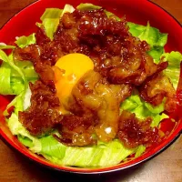 Snapdishの料理写真:牛丼♡”|romisanさん