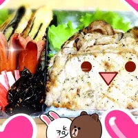 Pork Barbecue Lunch BOX🍱🌸😋😻|Regina Camposanoさん