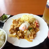 Snapdishの料理写真:今日の明けごはん。スタミナ定食。|nonkun2011さん