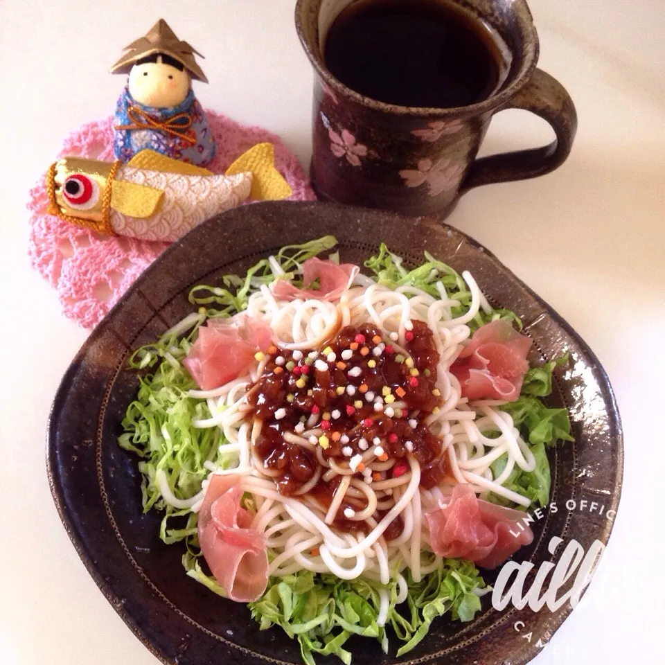 Snapdishの料理写真:おからジャージャー麺❤︎生ハム添え|Makinsさん