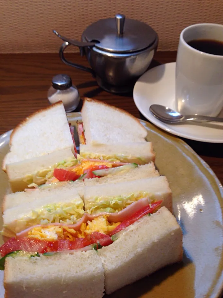 中崎町 アカリマチ 野菜サンド ストロングコーヒー|ゆりりんさん