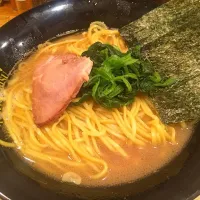 Snapdishの料理写真:〆のラーメン|Yohei Kawachiさん