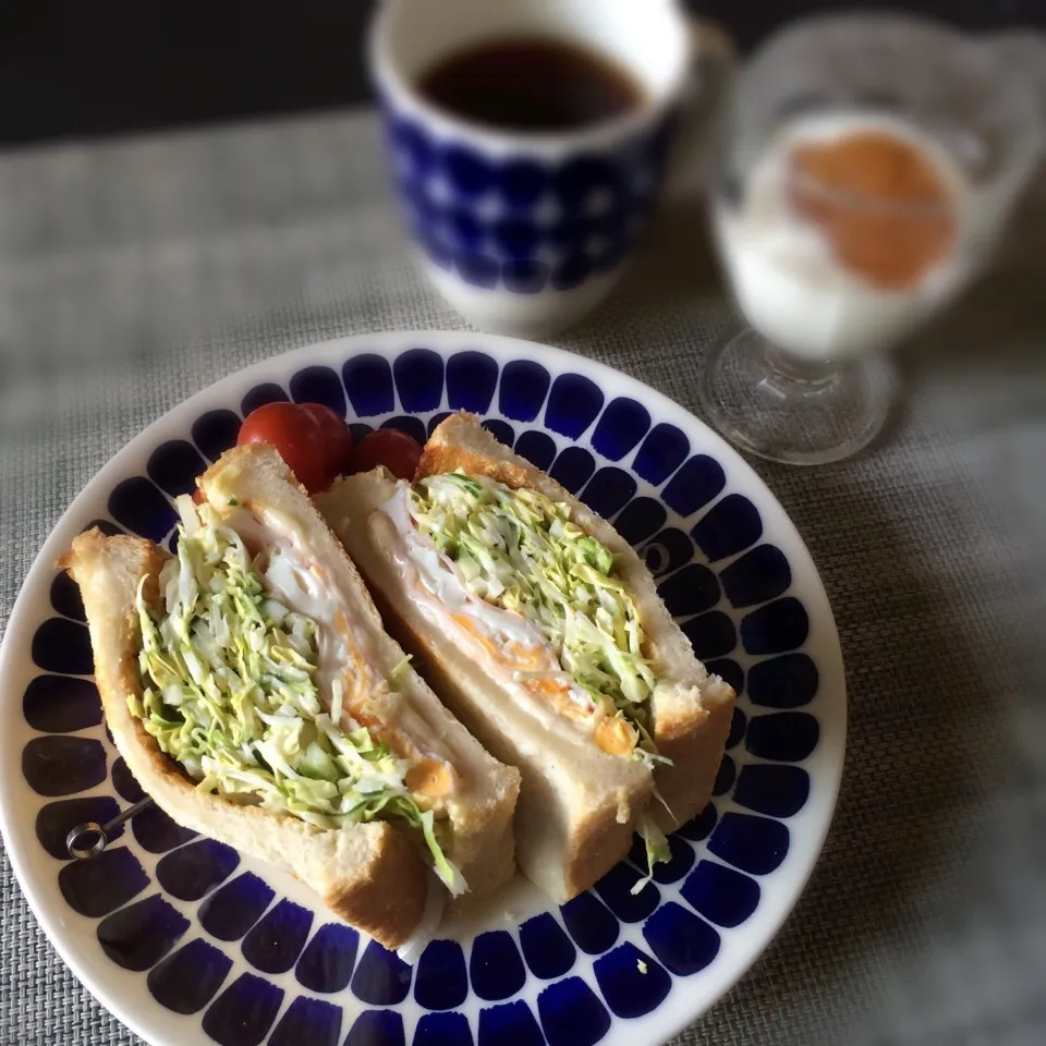 今日の朝ごはん|ぺんぎんさん