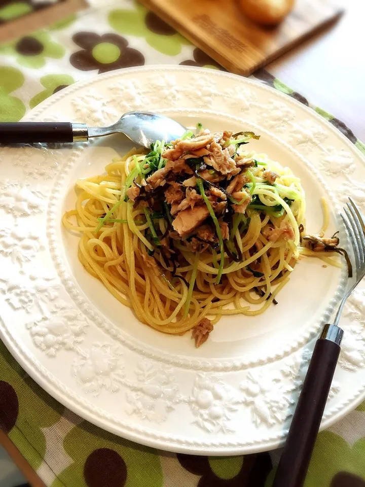 豆苗塩昆布パスタ|かなさん