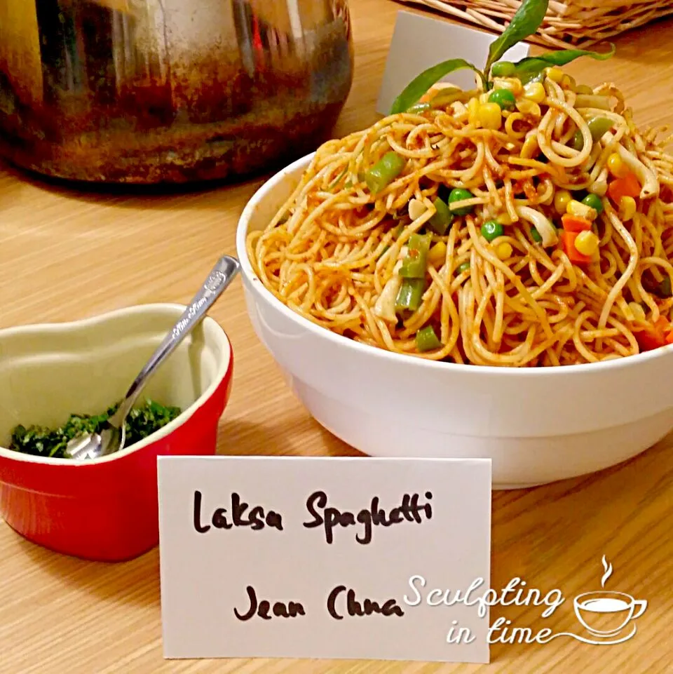 showcasing my laksa spaghetti at an event|Chua Jeanさん