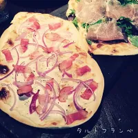 Snapdishの料理写真:kazumixさんの料理 タルトフランべ