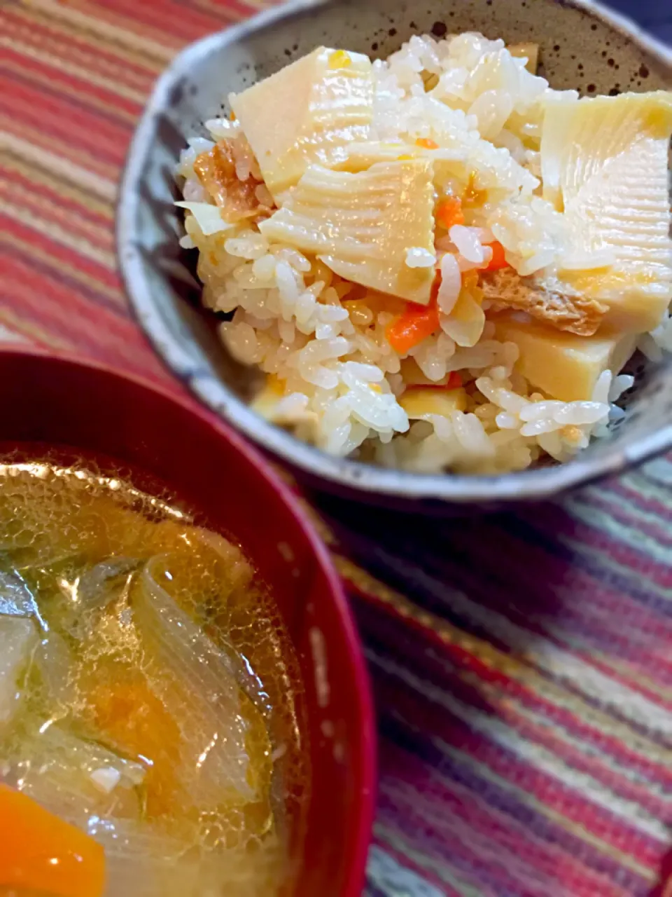 手作り筍ご飯の素をいただいたので夕飯は筍ご飯！美味しかったー❤️|うきさん