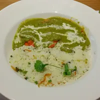 Snapdishの料理写真:green curry with teriyaki chicken|clara lieさん