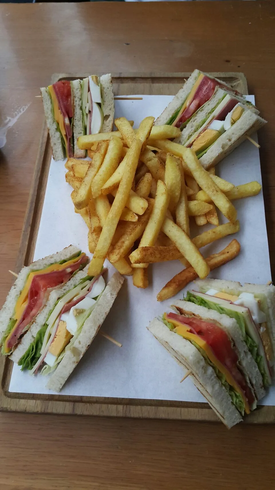 Club sandwich|Yanni Botsarisさん