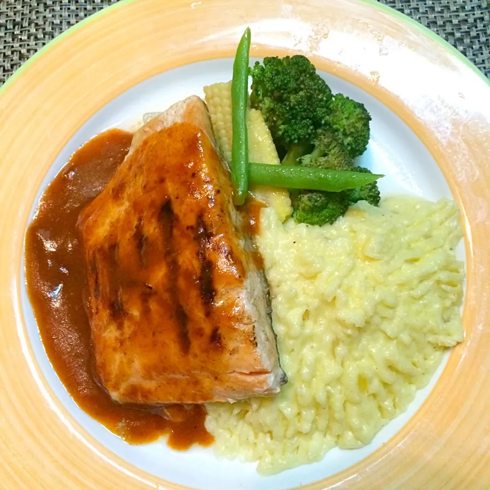 Norwegian Fillet of Salmon|Tiwiさん