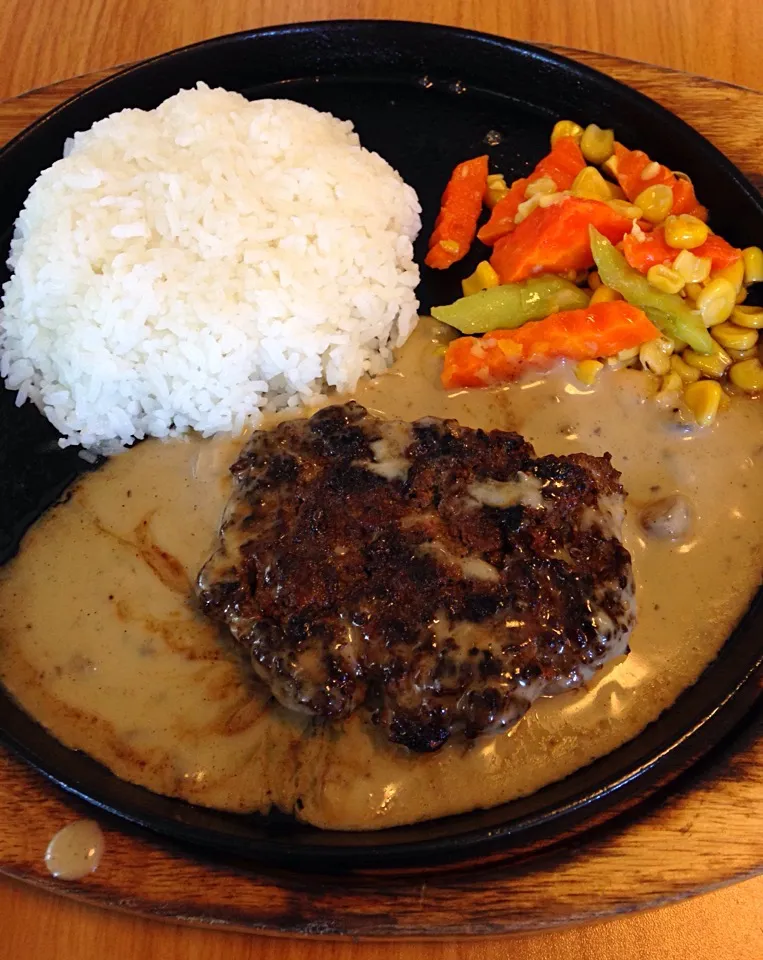 Hamburger Steak|Alyssa Oliverさん