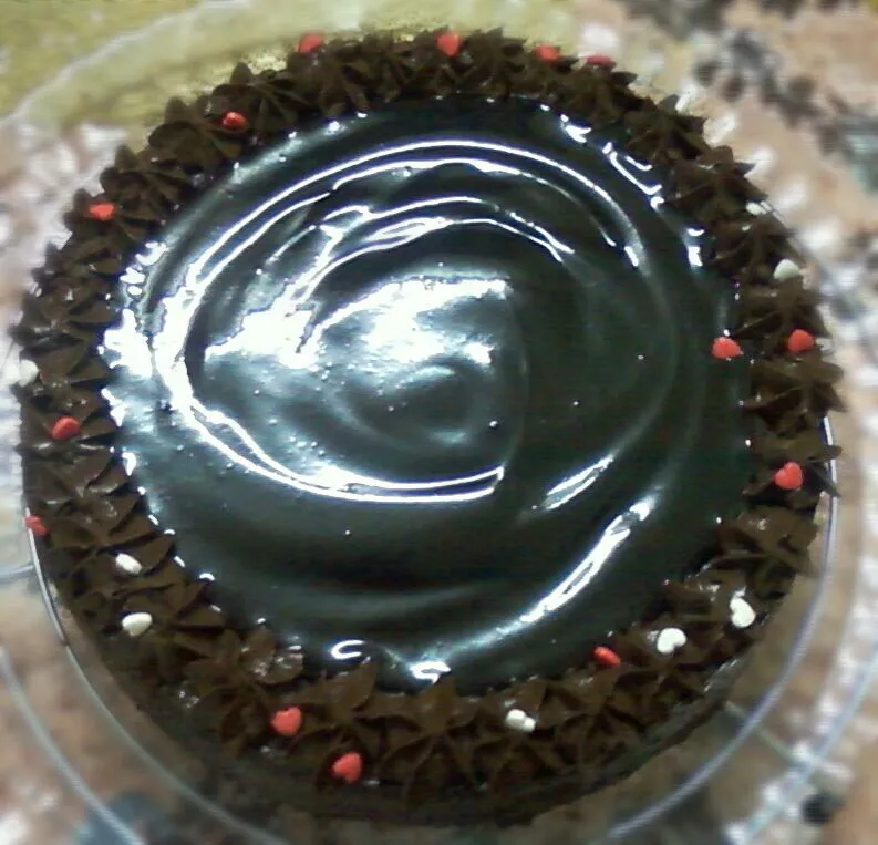 chocolate cake with ganache
 #Cake # Dessert|nusさん