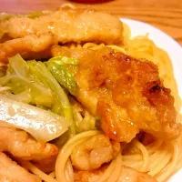 Snapdishの料理写真:キャベツと鶏むね肉の油淋鶏風パスタ|ニコさん