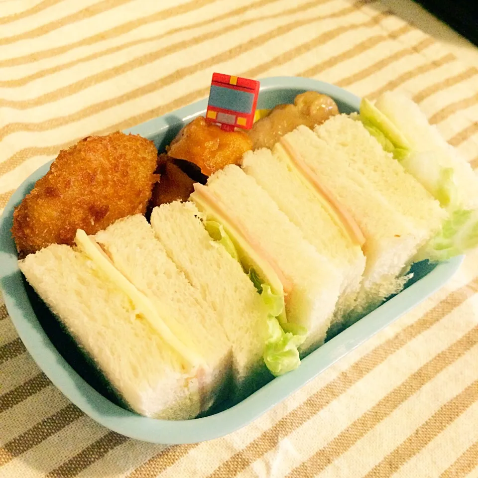 サンドイッチお弁当|kmcさん