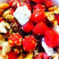 Snapdishの料理写真:Raspberry, feta cheese, omega-3 seeds and walnuts|Setsuさん