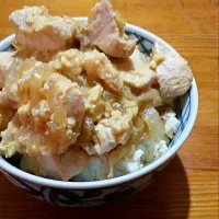 むね肉で親子丼|tomoさん