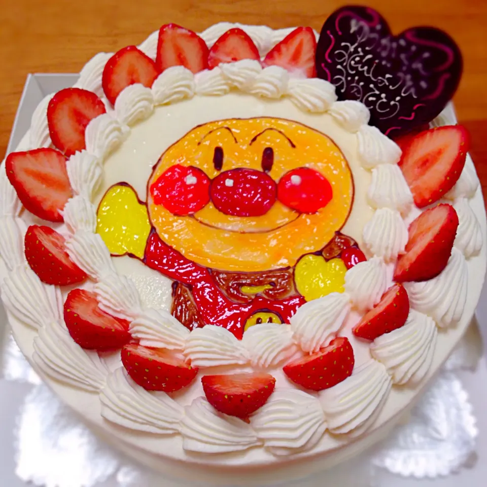 今日は次男くんの誕生日。アンパンマンケーキでお祝いしました♡|☆*yuko's kitchen*☆さん