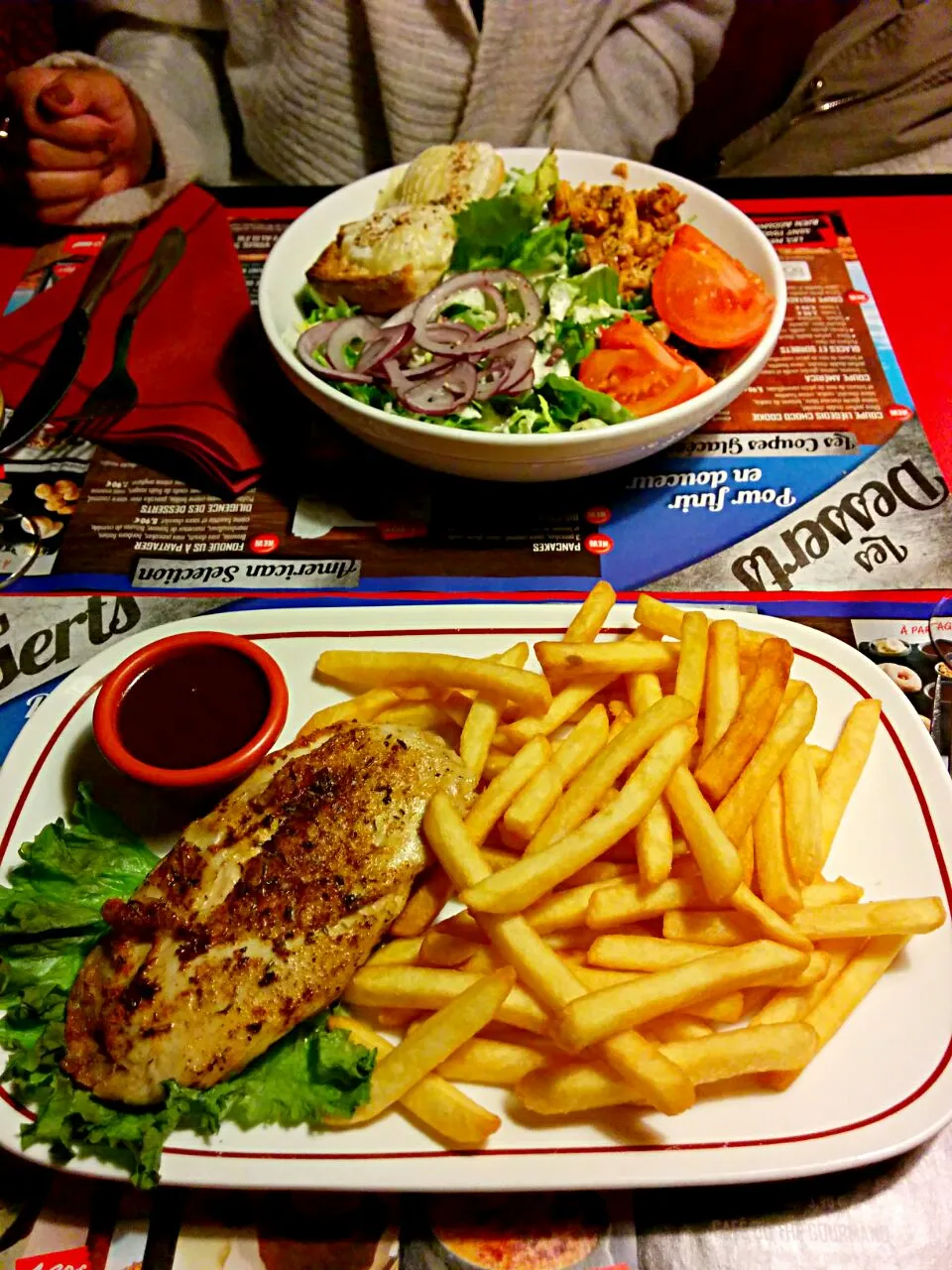 Snapdishの料理写真:#poulet #frite #Salade #SauceBarbecue|ribeiroさん