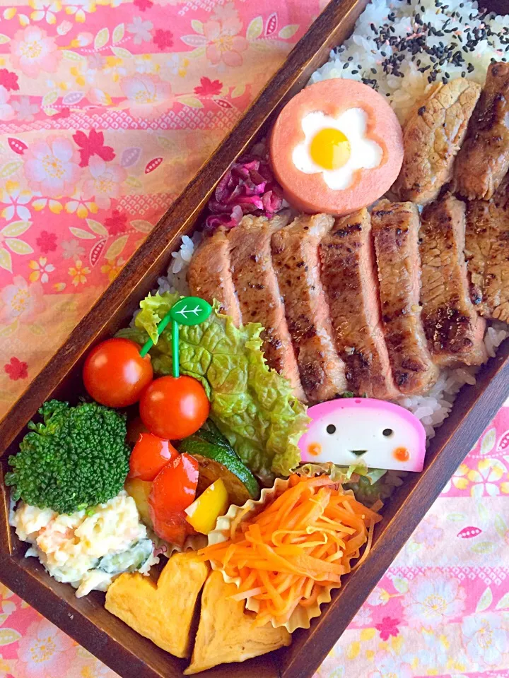 Snapdishの料理写真:今日の息子のお弁当2015/04/27|ミホさん