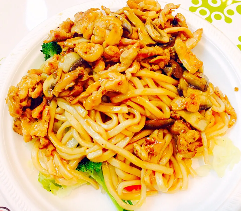 Chicken yakisoba :D|KHaylee09さん